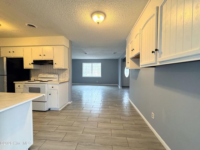 9535 Blake Circle NE, Leland, NC 28451