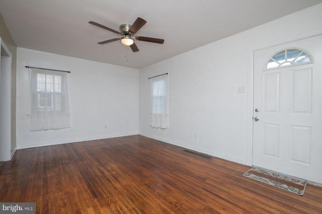 27 GRANT AVE, Mount Ephraim, NJ 08059