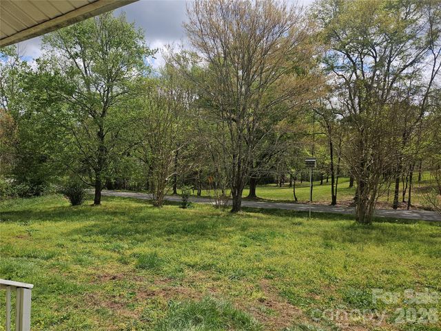 371 Beason Road, Mooresboro, NC 28114