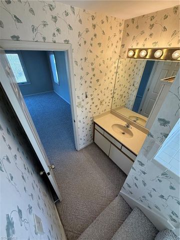 711 S Marshall Street D, Winston-salem, NC 27101