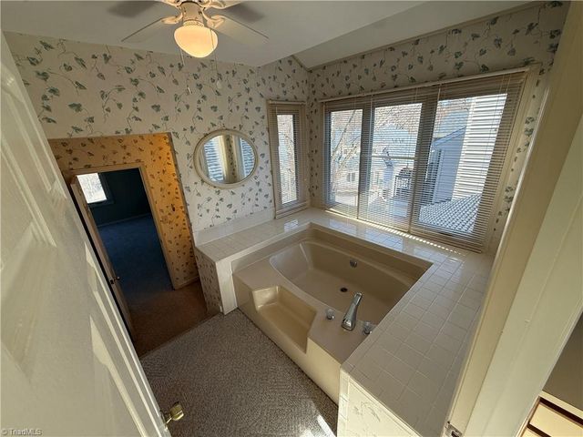 711 S Marshall Street D, Winston-salem, NC 27101