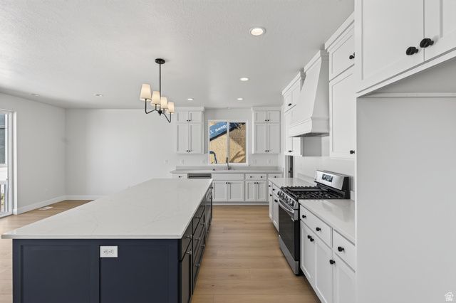 5325 N HONEY SUCKLE WAY, Eagle Mountain, UT 84005