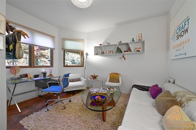 746 Camino Francisca, Santa Fe, NM 87506