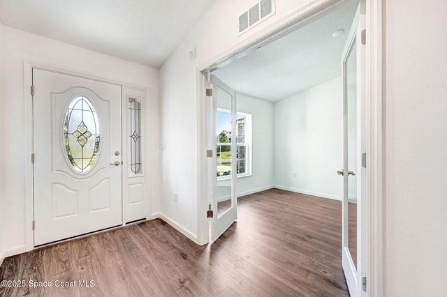 1770 Parrsboro Street NW, Palm Bay, FL 32907