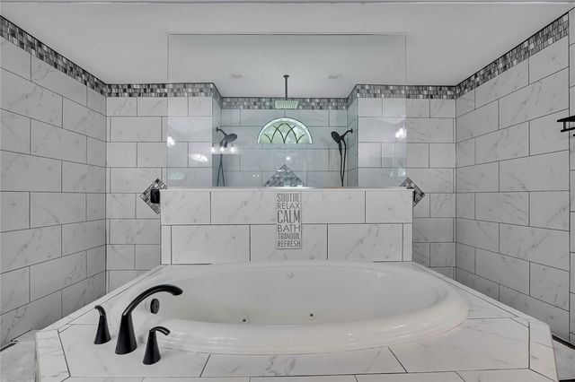 4016 JACARANDA CIRCLE, Brooksville, FL 34604