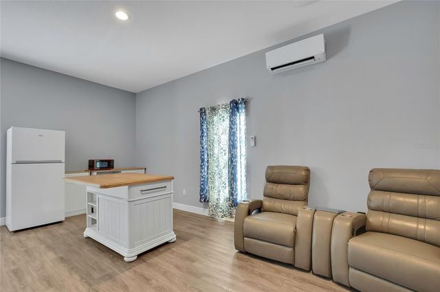 4016 JACARANDA CIRCLE, Brooksville, FL 34604
