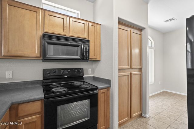 17365 N CAVE CREEK Road 142, Phoenix, AZ 85032