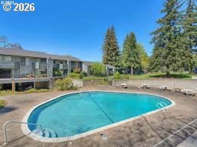 8743 Sw BRIGHTFIELD Cir, Tigard, OR 97223