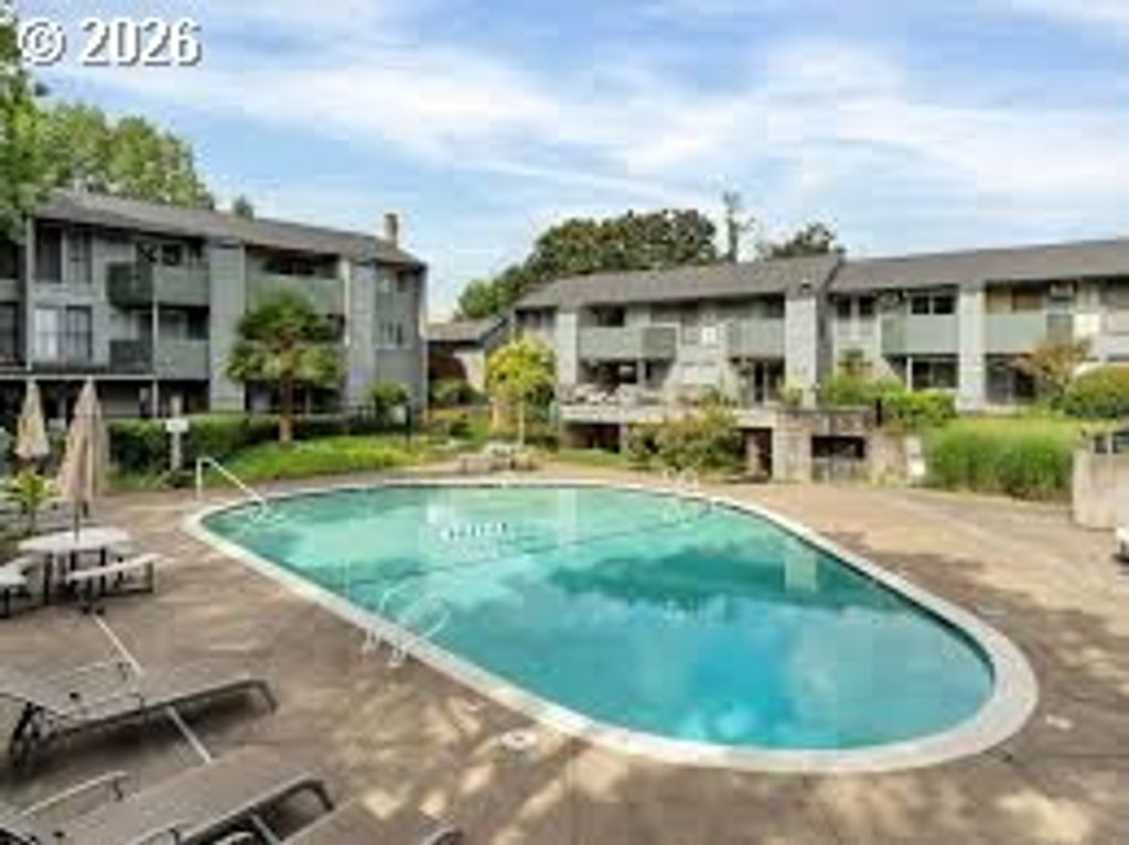 8743 Sw BRIGHTFIELD Cir, Tigard, OR 97223