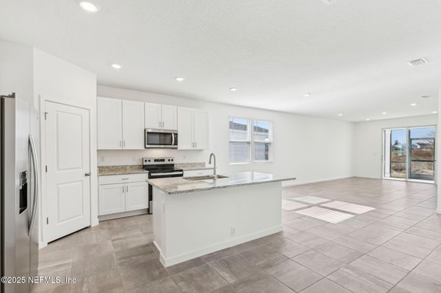 3443 BELLA SERA Lane, Green Cove Springs, FL 32043