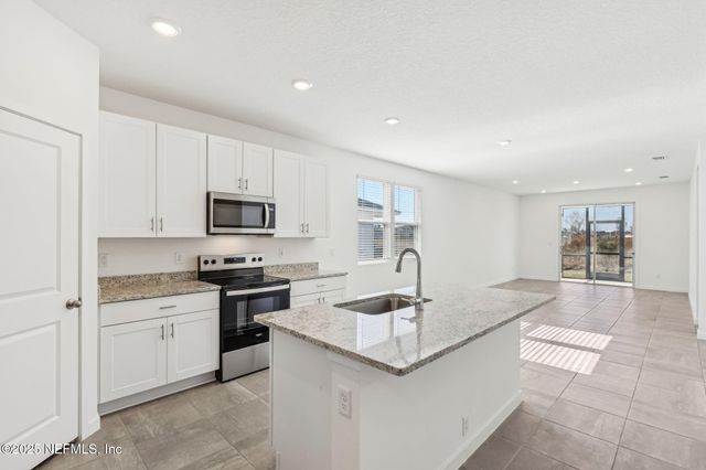 3443 BELLA SERA Lane, Green Cove Springs, FL 32043
