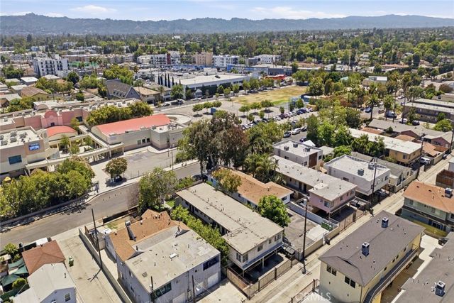 11421 Tiara Street, North Hollywood, CA 91601