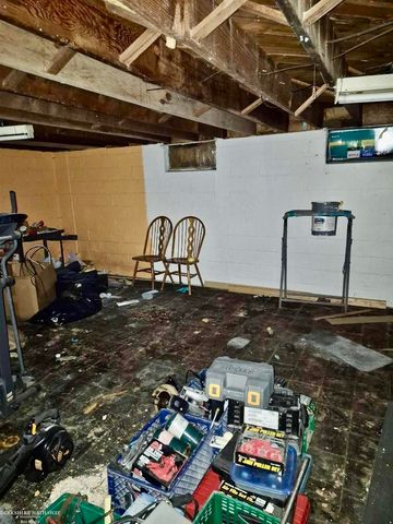 29290 Utica Road, Roseville, MI 48066
