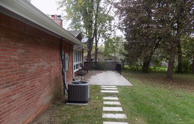 3350 Adams Road, Troy, MI 48084