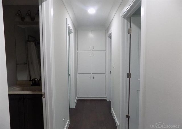 3350 Adams Road, Troy, MI 48084