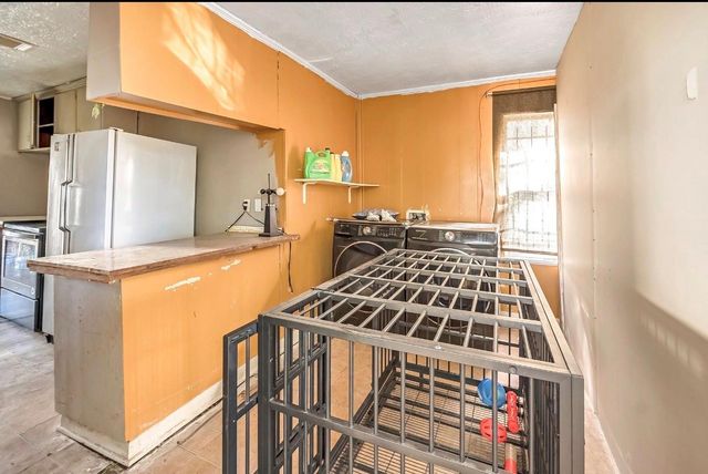 5810 Southgood Street, Houston, TX 77033