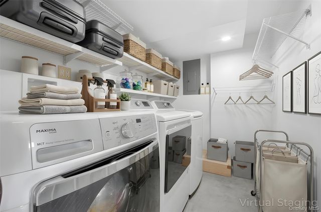 38 S Oaks Boulevard, Plainview, NY 11803