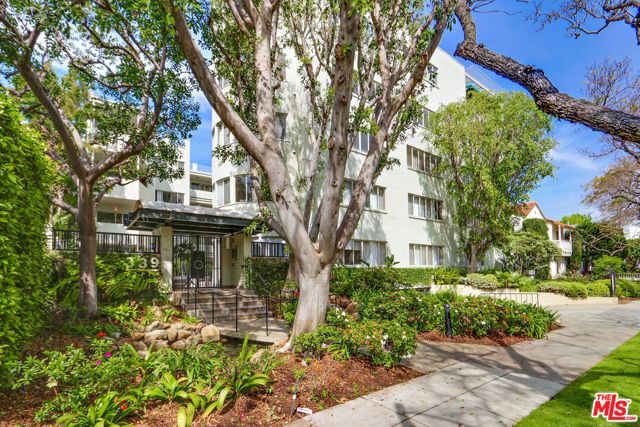 339 N Oakhurst Drive 401, Beverly Hills, CA 90210