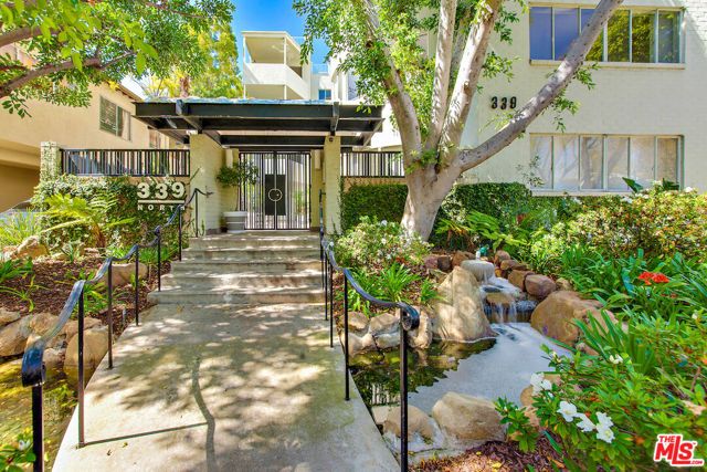 339 N Oakhurst Drive 401, Beverly Hills, CA 90210
