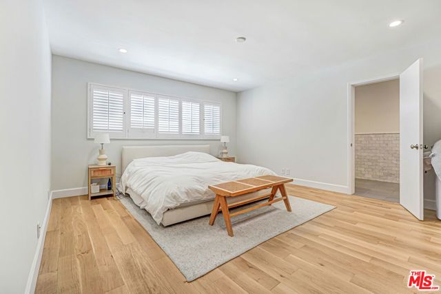 339 N Oakhurst Drive 401, Beverly Hills, CA 90210