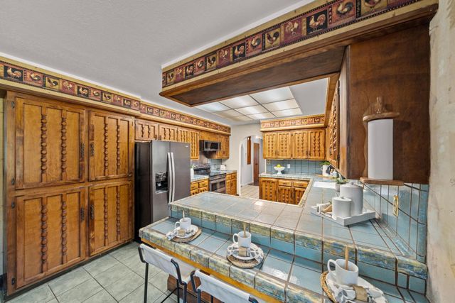 6810 Couey Ln, Penryn, CA 95663