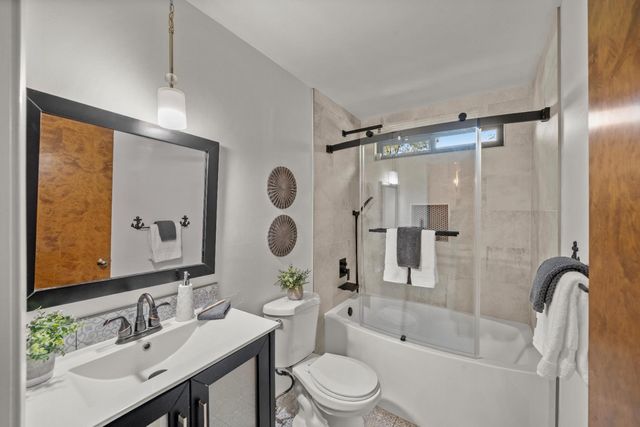 6810 Couey Ln, Penryn, CA 95663