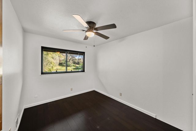 6810 Couey Ln, Penryn, CA 95663