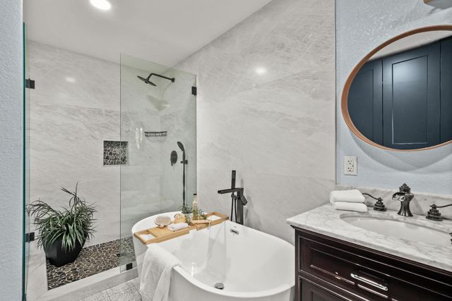 6810 Couey Ln, Penryn, CA 95663