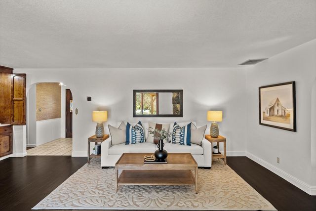 6810 Couey Ln, Penryn, CA 95663