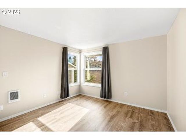 8496 Sw MOHAWK St, Tualatin, OR 97062