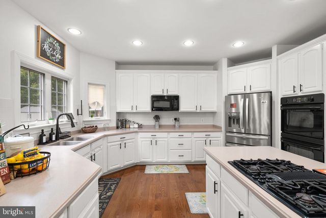 5005 QUILLER CT, Woodbridge, VA 22193