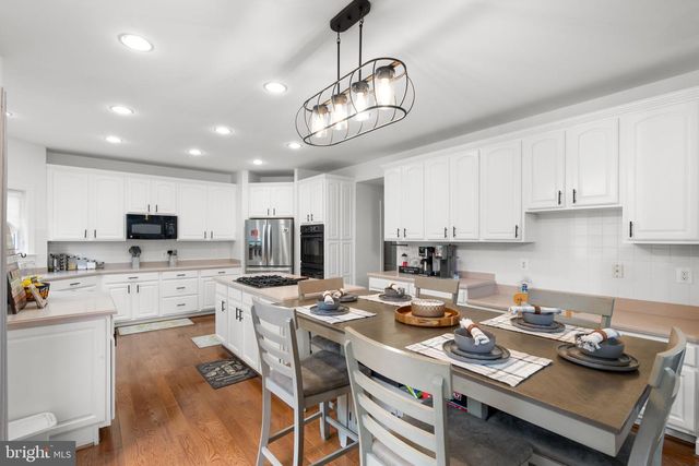 5005 QUILLER CT, Woodbridge, VA 22193