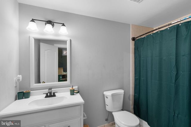 5005 QUILLER CT, Woodbridge, VA 22193