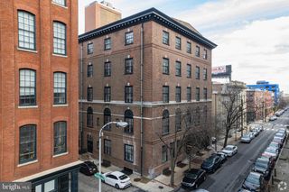 303 VINE STREET, Philadelphia, PA 19106