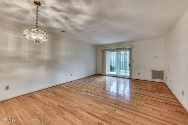 600 Fleetwood Drive Apt 404, Kingsport, TN 37660