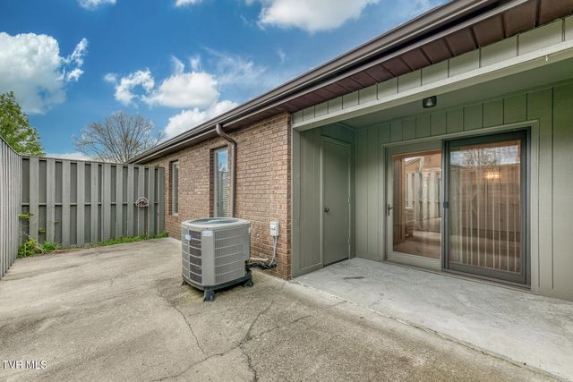 600 Fleetwood Drive Apt 404, Kingsport, TN 37660