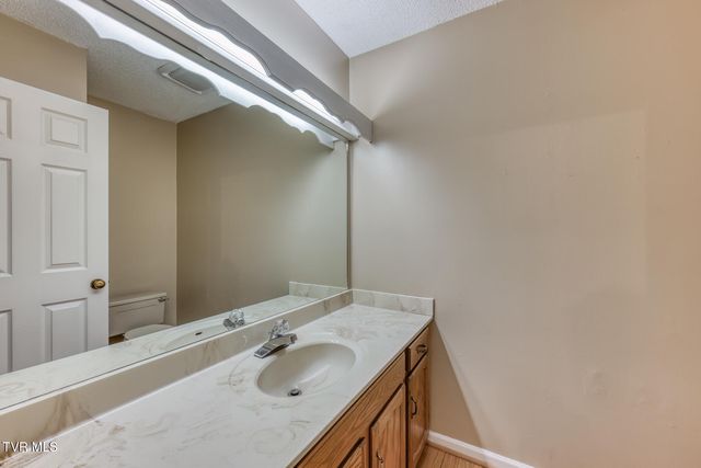 600 Fleetwood Drive Apt 404, Kingsport, TN 37660