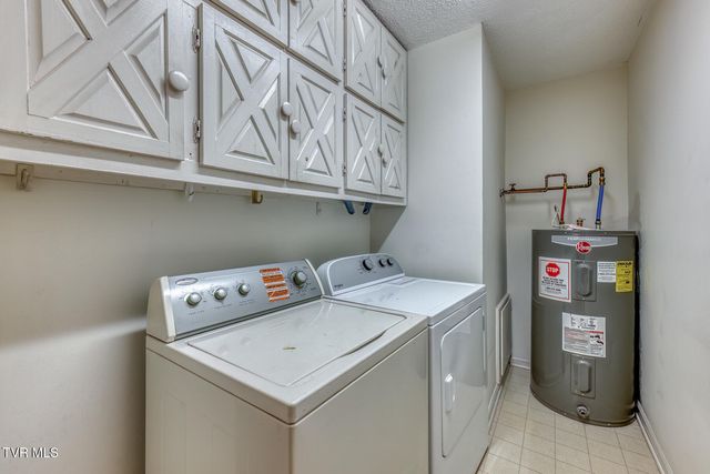 600 Fleetwood Drive Apt 404, Kingsport, TN 37660