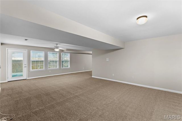 14 Winter Valley Drive, Fenton, MO 63026