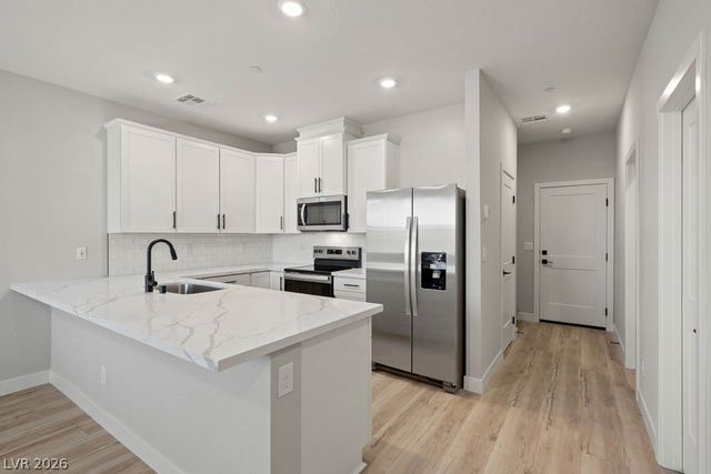 10688 Roselawn Avenue, Las Vegas, NV 89166