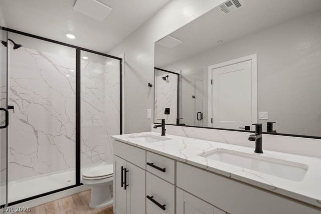 10688 Roselawn Avenue, Las Vegas, NV 89166