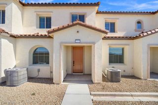 10688 Roselawn Avenue, Las Vegas, NV 89166