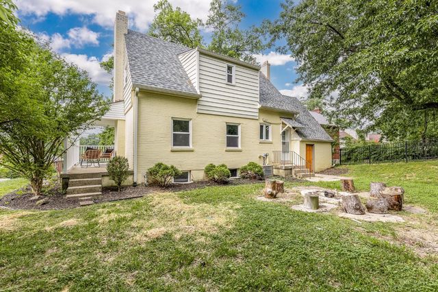 7527 Montgomery Road, Sycamore Twp, OH 45236