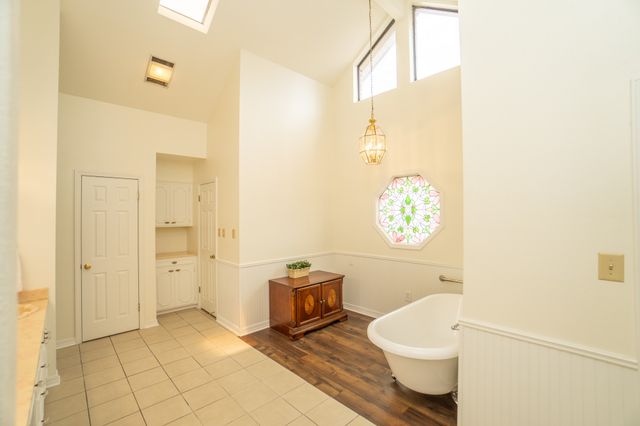 410 Highland Drive, Bossier City, LA 71111