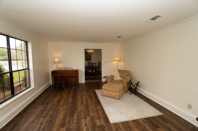 410 Highland Drive, Bossier City, LA 71111