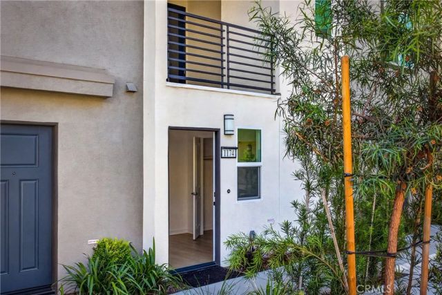 1174 Santo Antonio, Colton, CA 92324