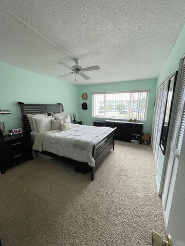 125 Shore Court 205a, North Palm Beach, FL 33408