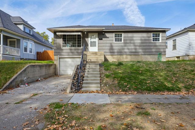 2015 E Providence Ave, Spokane, WA 99207 property photo