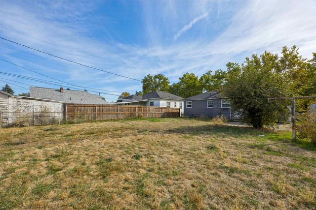2015 E Providence Ave, Spokane, WA 99207