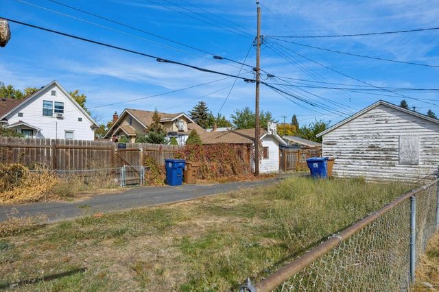 2015 E Providence Ave, Spokane, WA 99207